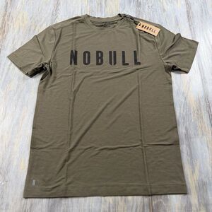 NOBULL Medium Shirt